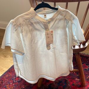 Uniqlo Girls Blouse, Size 5-6 NWT